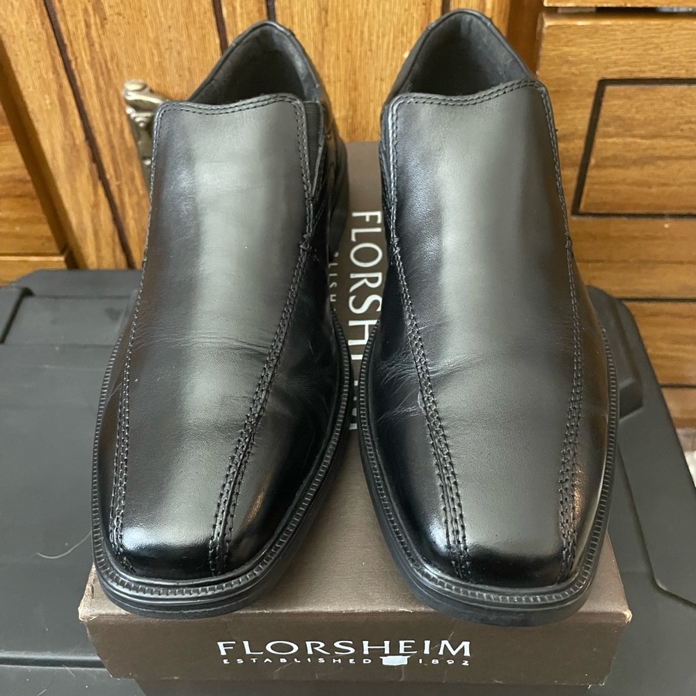New Florsheim Black Slip On Dress Shoes Size 8